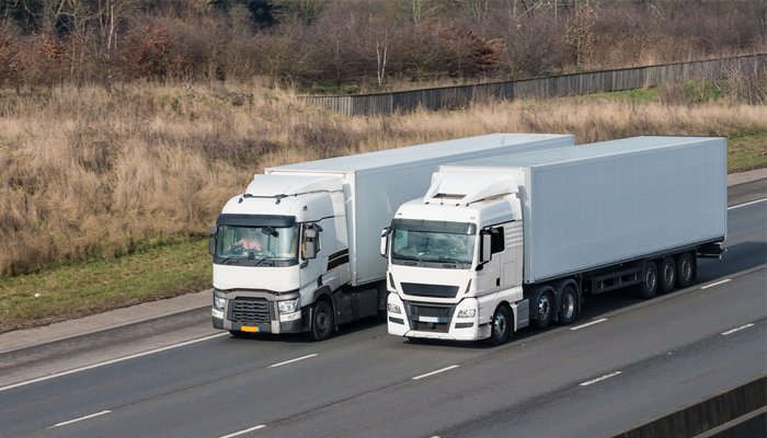 UK Wants European Trucks To Pass Without A License