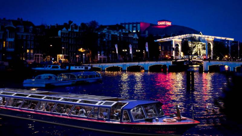 How to have Fun in Casino Boat Amsterdam with Drinks