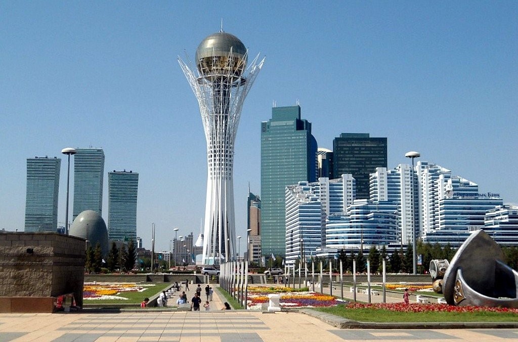 Kazakhstan and Its Way to Democracy