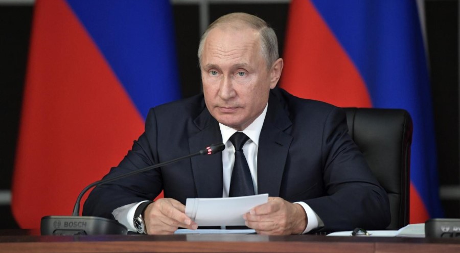 Russian President Putin Declares Martial Law in Four Annexed Provinces in Ukraine