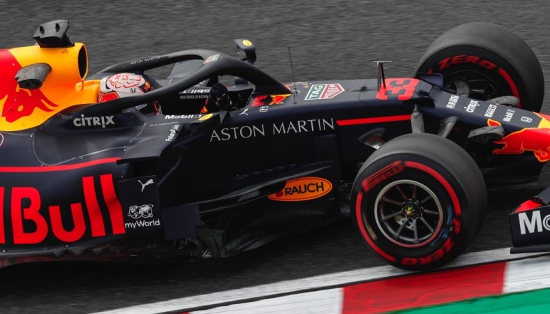 Verstappen Behind Bottas and Hamilton in Second Free Practice