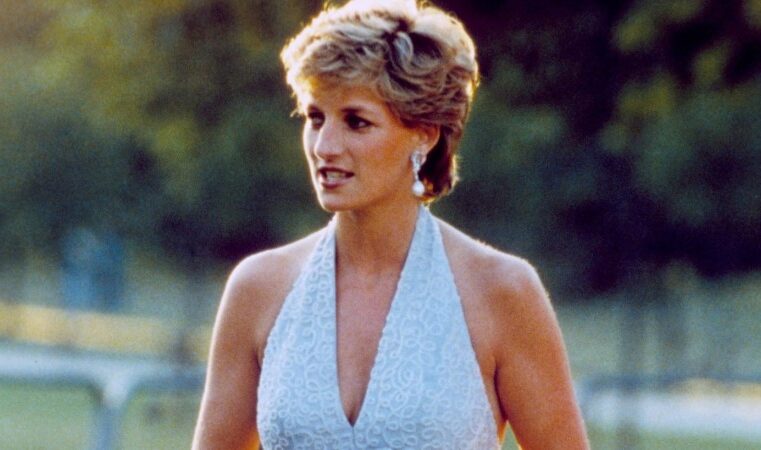 Extremely Personal Letters From Princess Diana are Auctioned